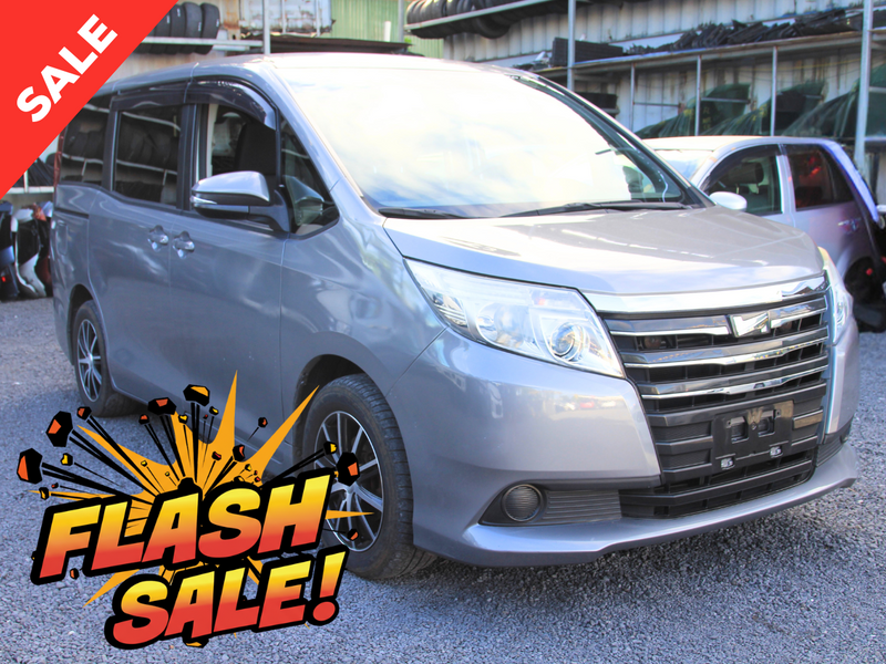 2015/2016 Toyota Noah