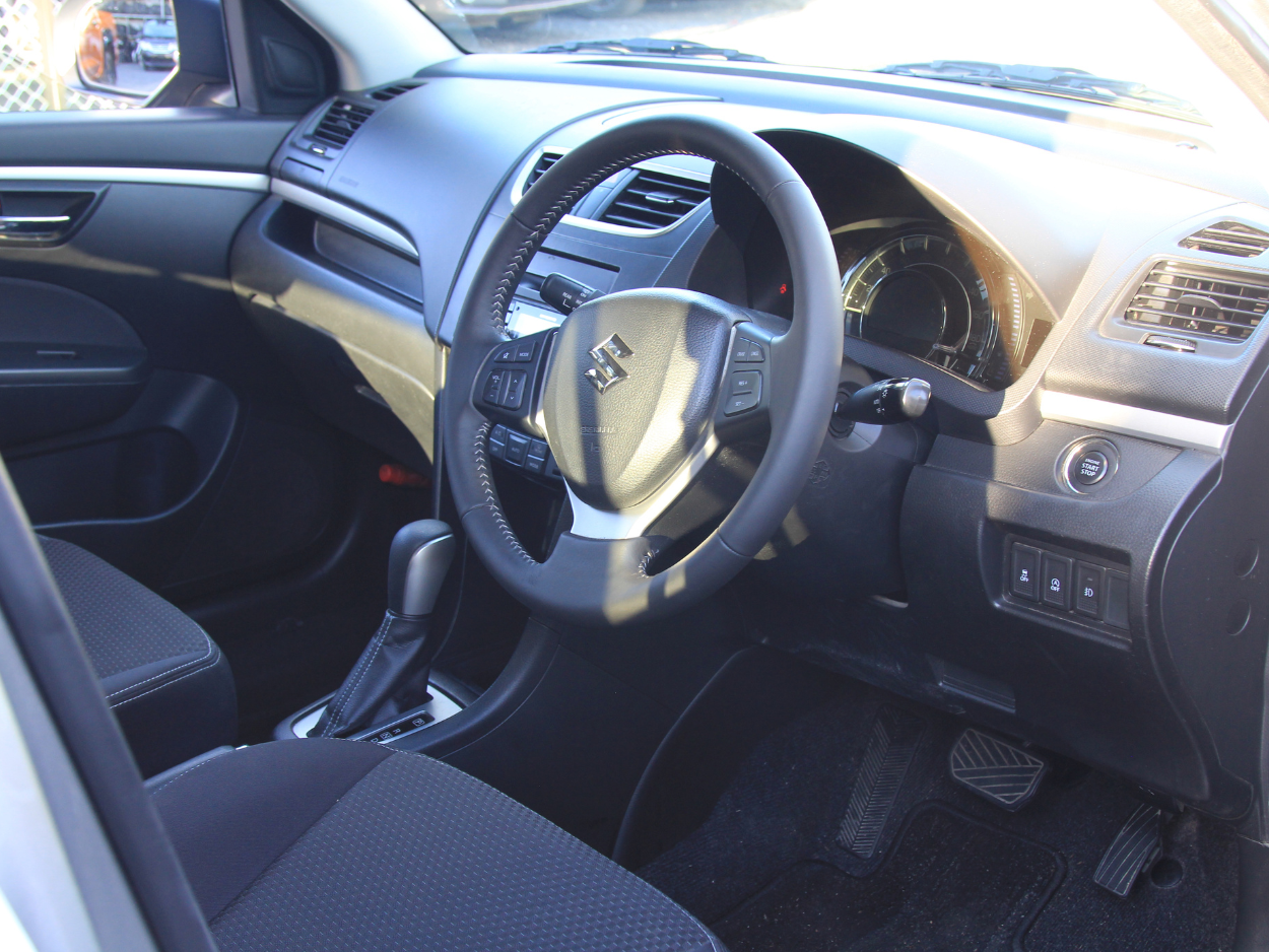 2015 Suzuki Swift