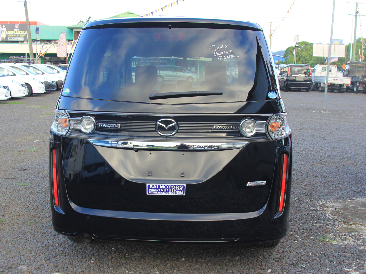 2015 - 2016  Mazda Biante